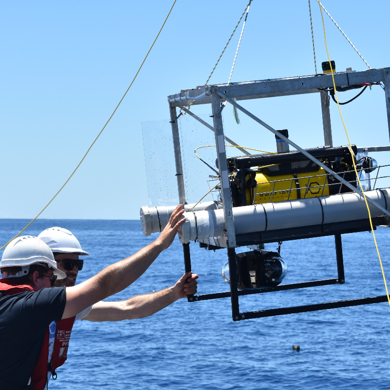 Boxfish ROV Deployment to 1000 meters Using cage to preserve the battery charge