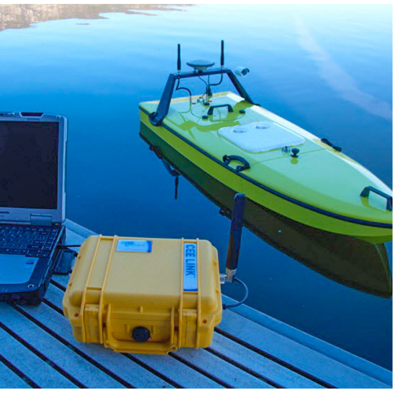 Survey software (in this case Hydromagic) integrated with Dynautics E-Boat control system.