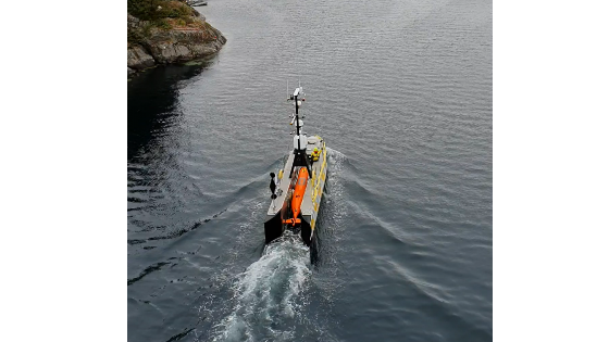 First uncrewed pipeline inspection with a UUV and USV combination